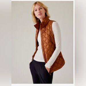 NWT Whisper Featherless Puffer Vest